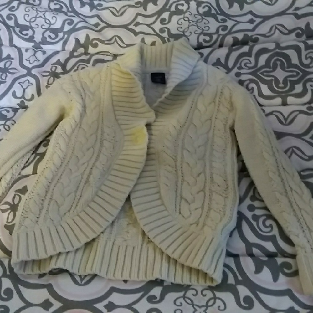 Girl's Gap cable knit sweater